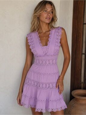 BNWT Endless Rose Lavender Lace Dress Women’s M